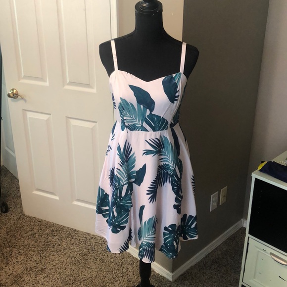 Old Navy Dresses & Skirts - Soft pink dress